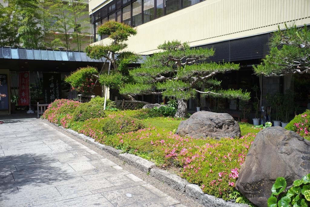 Kamiyamada Hotel Chikuma Zewnętrze zdjęcie