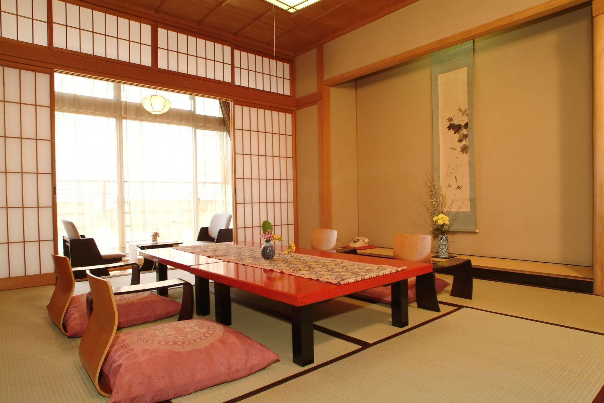 Kamiyamada Hotel Chikuma Zewnętrze zdjęcie